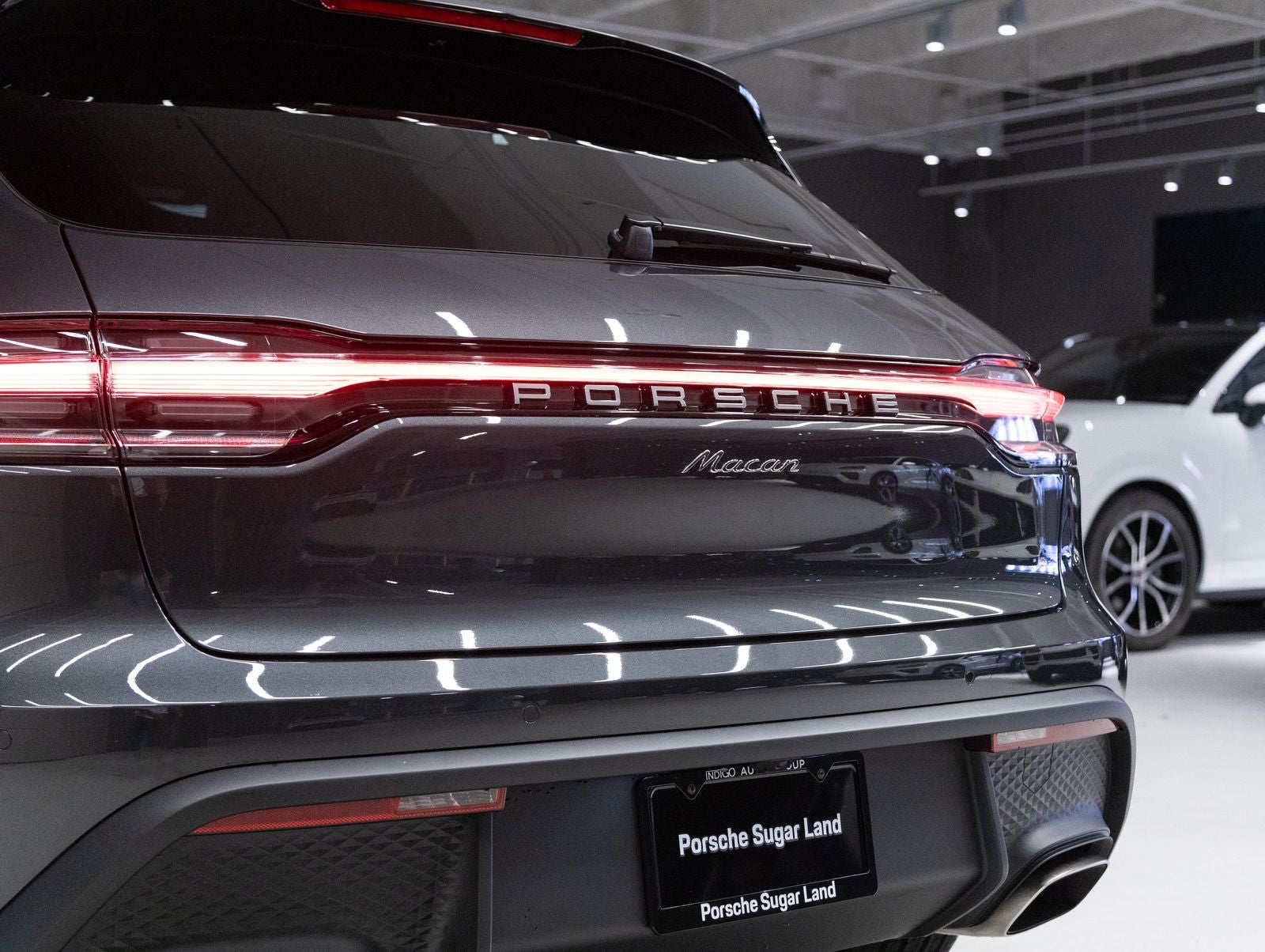 2026 Porsche Macan AWD