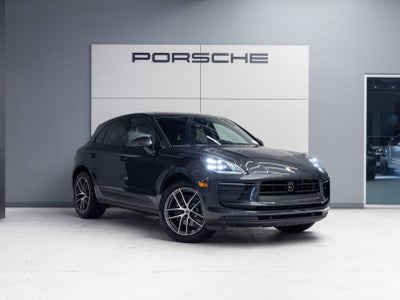 2026 Porsche Macan AWD
