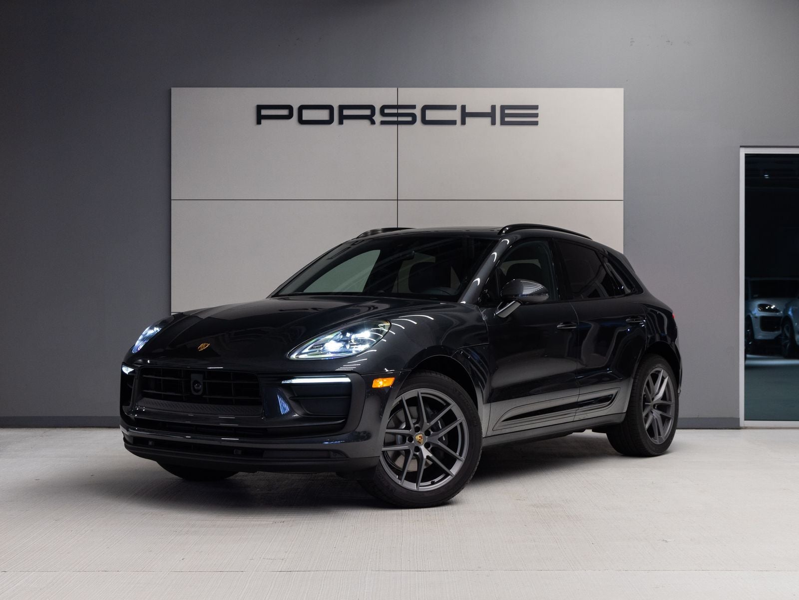 2026 Porsche Macan Macan