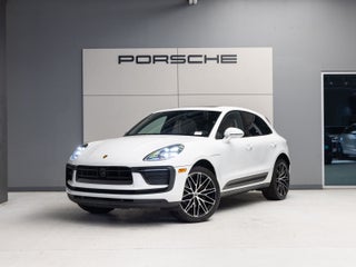 2023 Porsche Macan AWD