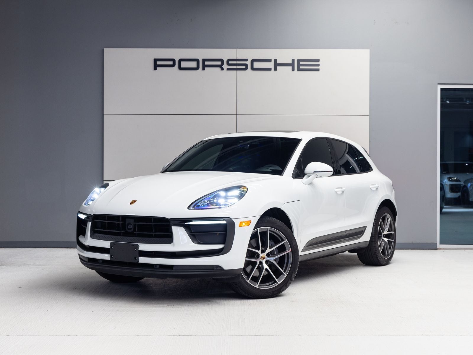 2024 Porsche Macan Macan