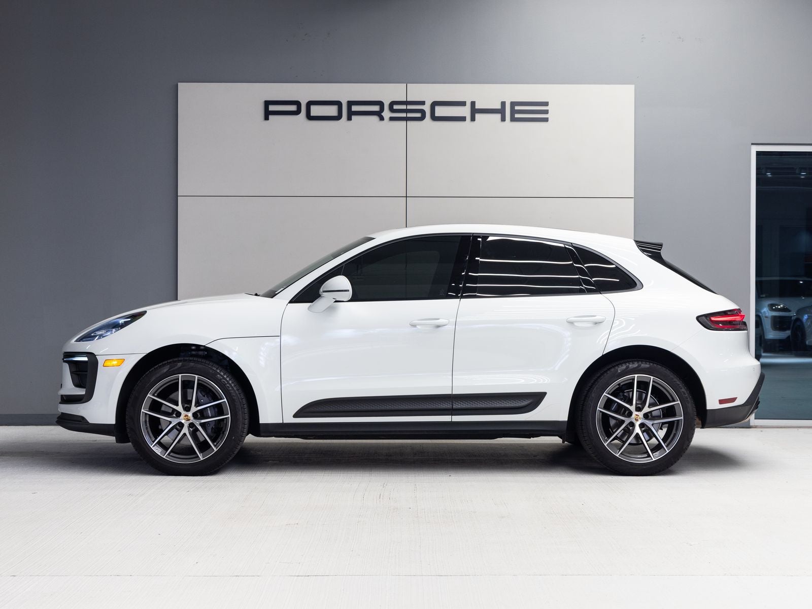 2024 Porsche Macan Macan