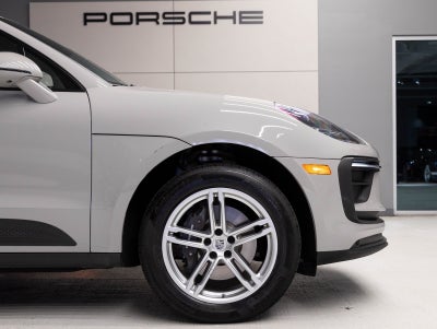 2025 Porsche Macan Macan