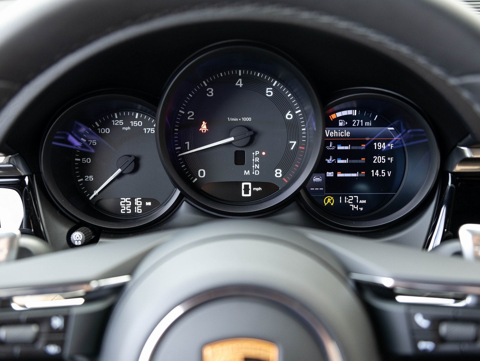 2025 Porsche Macan Macan