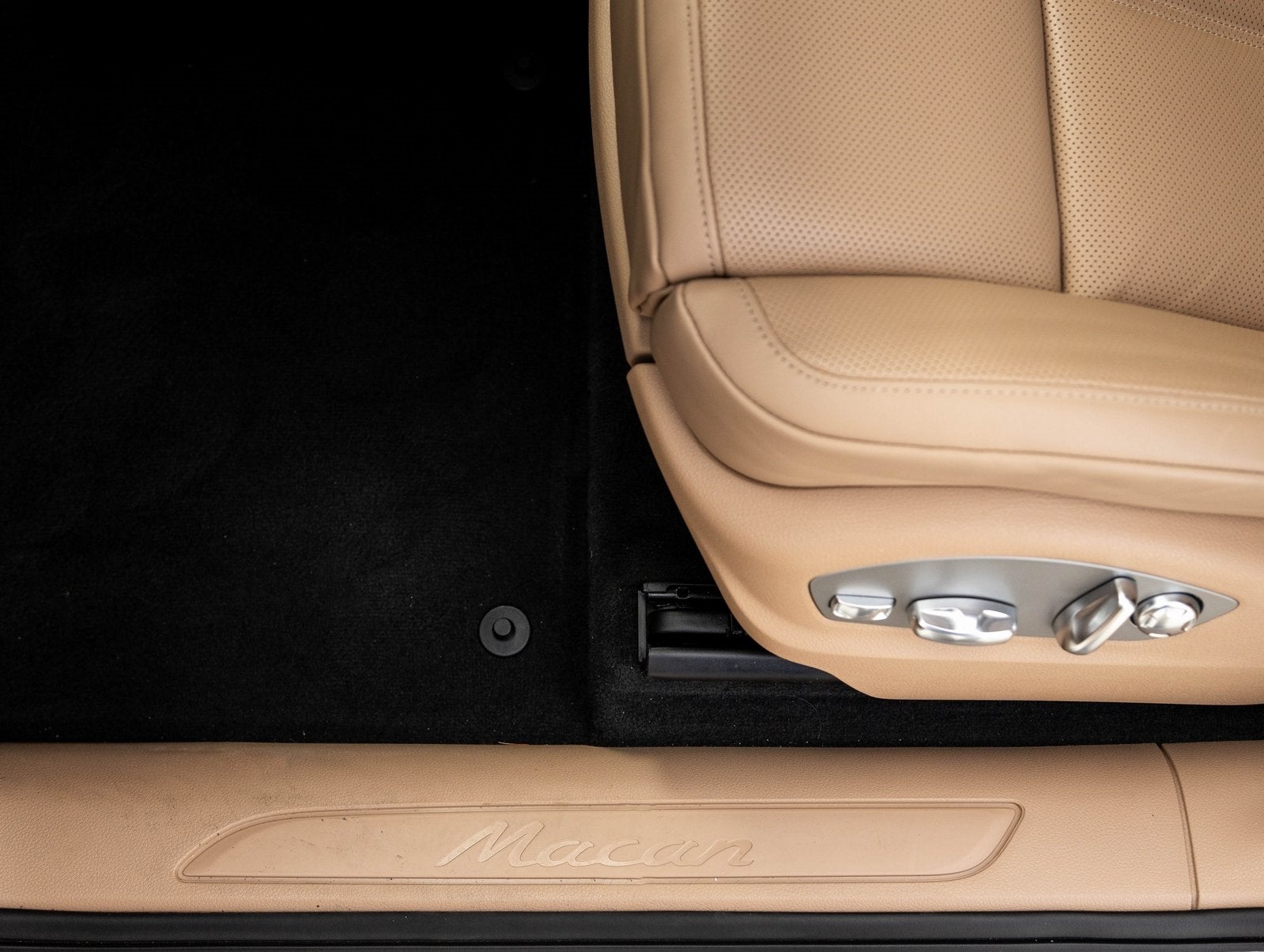 2025 Porsche Macan Macan