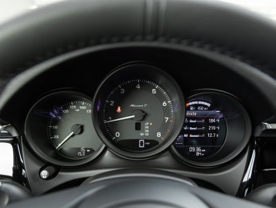 2025 Porsche Macan Macan T