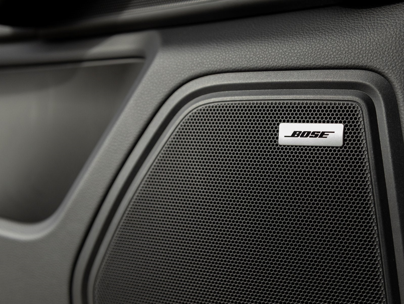 2025 Porsche Macan Macan T