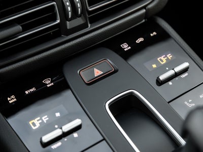 2025 Porsche Macan Macan T