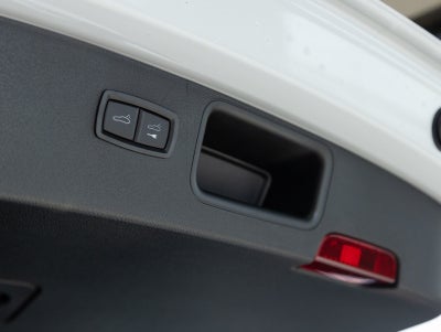 2025 Porsche Macan Macan T