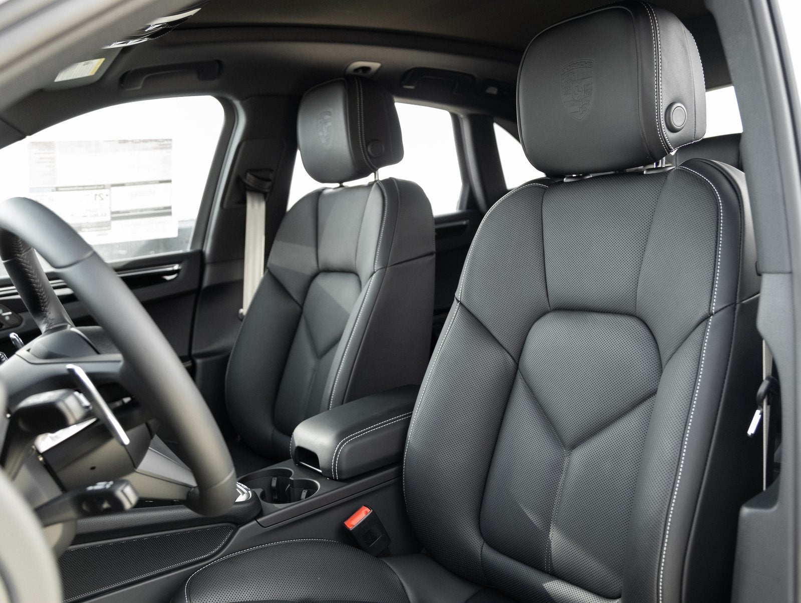 2025 Porsche Macan Macan T