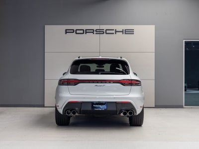 2025 Porsche Macan Macan T