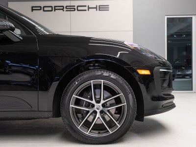 2026 Porsche Macan Macan