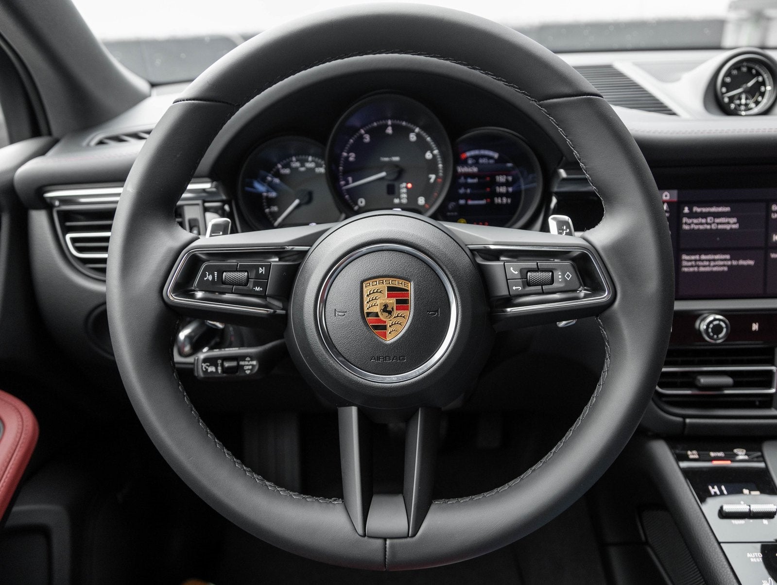 2026 Porsche Macan Macan