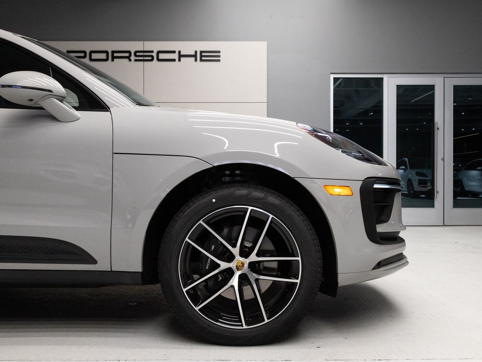 2026 Porsche Macan AWD