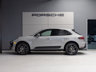 2026 Porsche Macan AWD