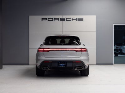 2026 Porsche Macan AWD