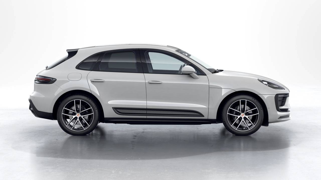 2026 Porsche Macan AWD