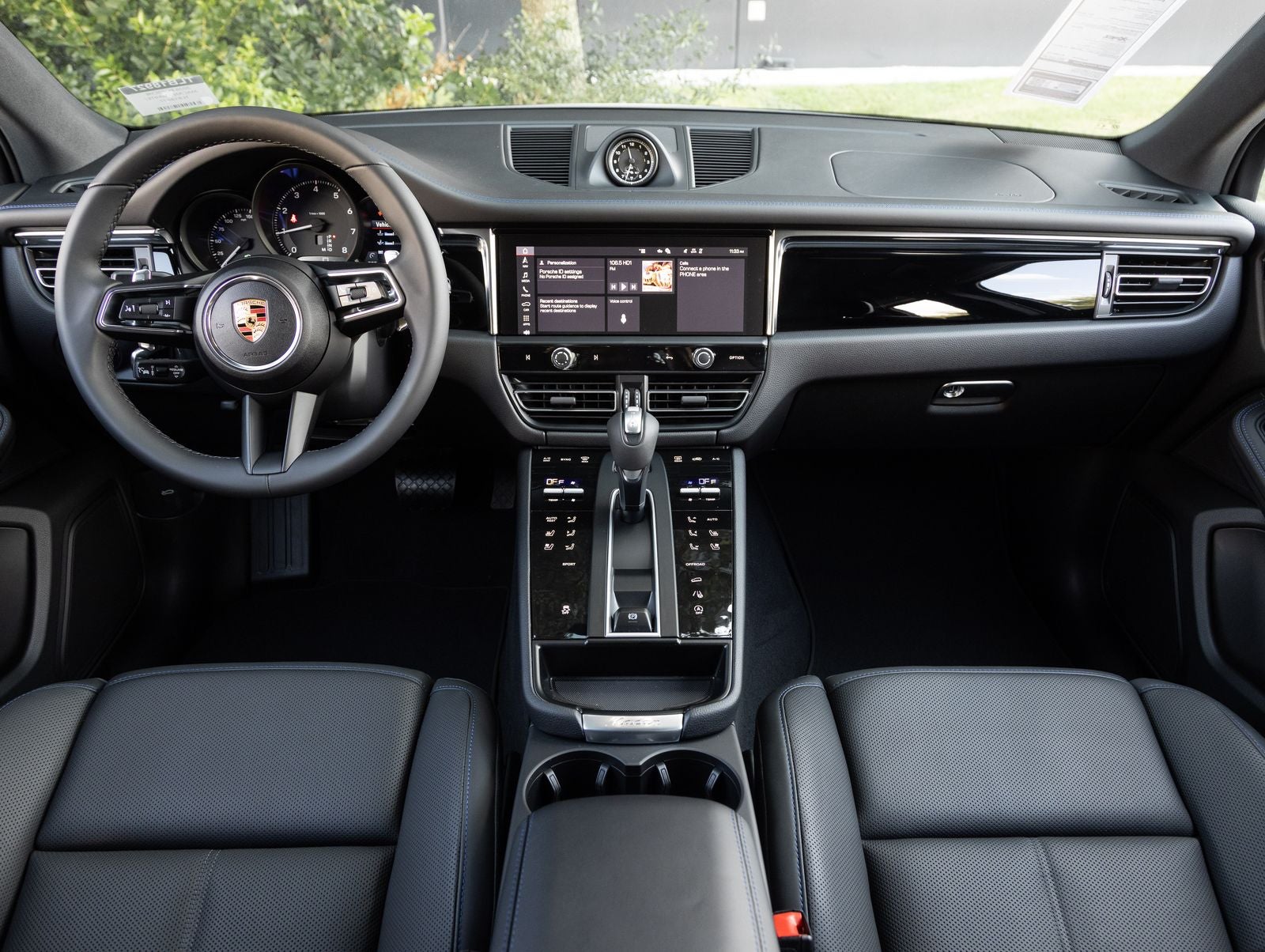 2026 Porsche Macan Macan