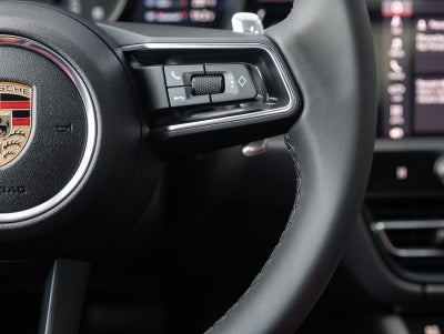 2025 Porsche Macan Macan