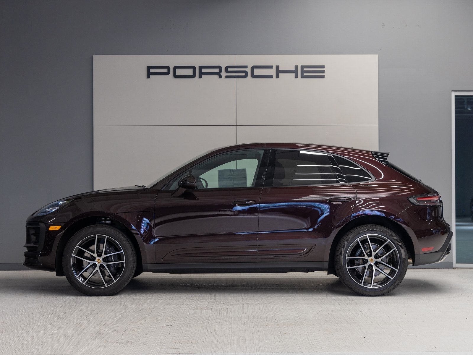 2025 Porsche Macan Macan