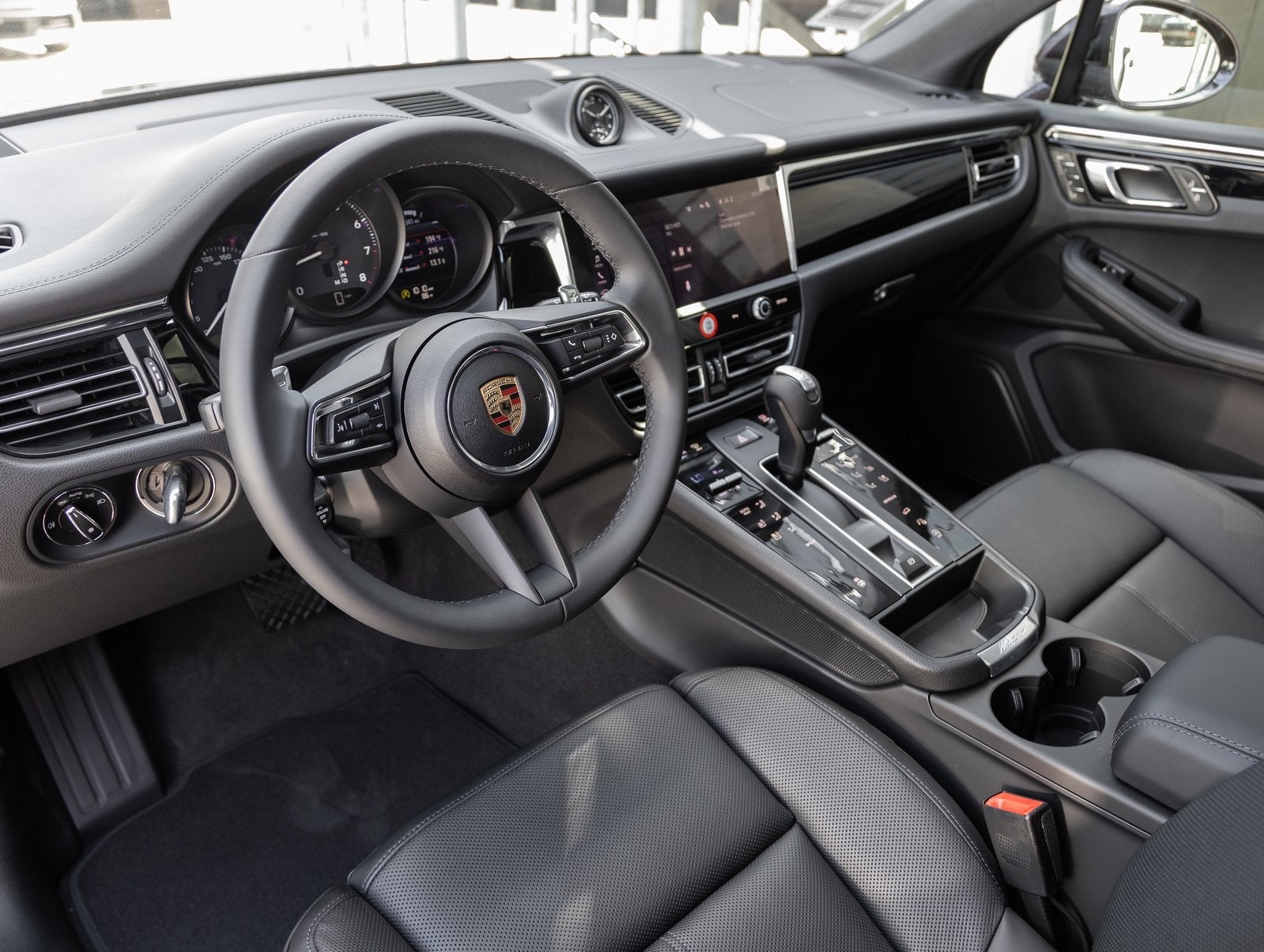 2025 Porsche Macan Macan