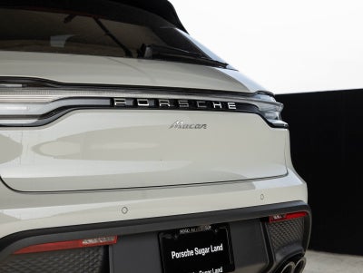 2025 Porsche Macan Macan