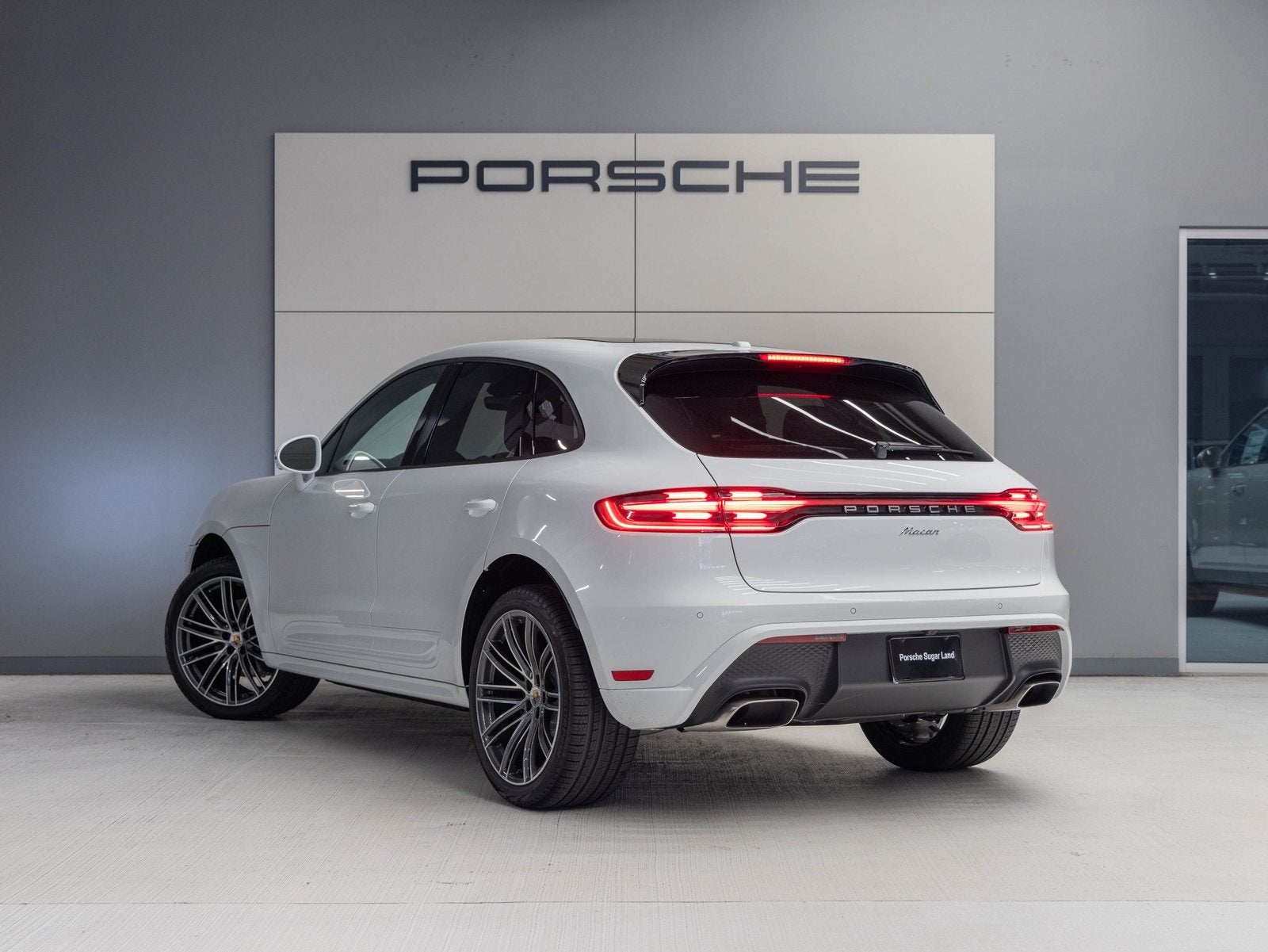 2025 Porsche Macan Macan