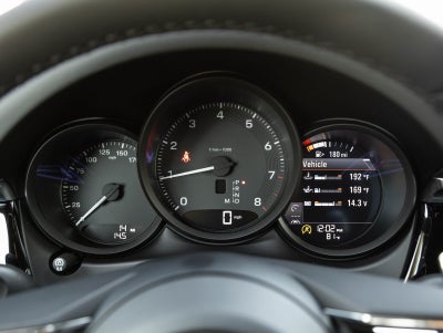 2026 Porsche Macan Macan