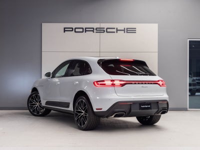 2026 Porsche Macan Macan