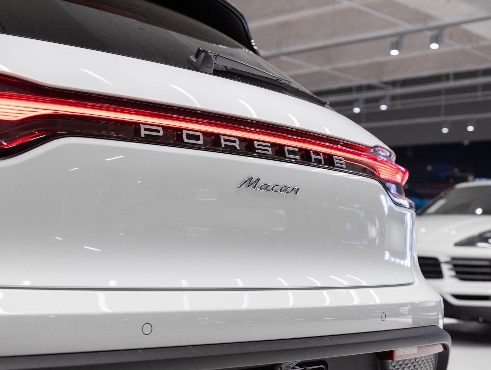 2026 Porsche Macan Macan