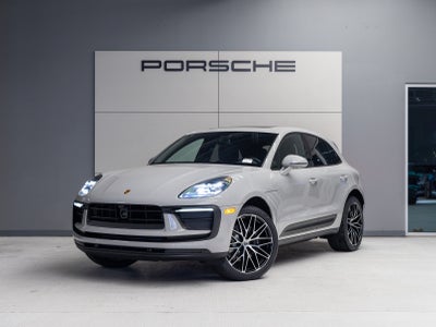2026 Porsche Macan Macan