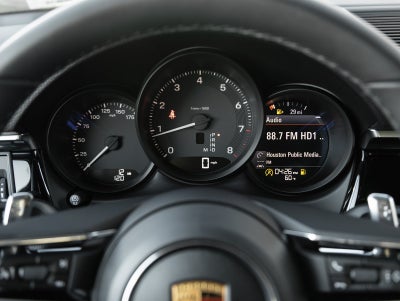 2026 Porsche Macan Macan