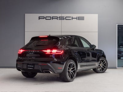 2026 Porsche Macan AWD