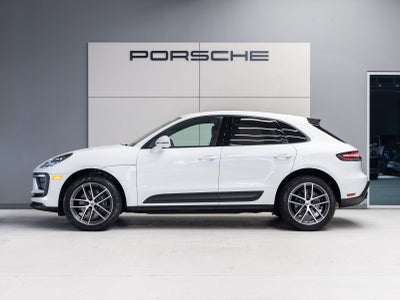 2026 Porsche Macan AWD