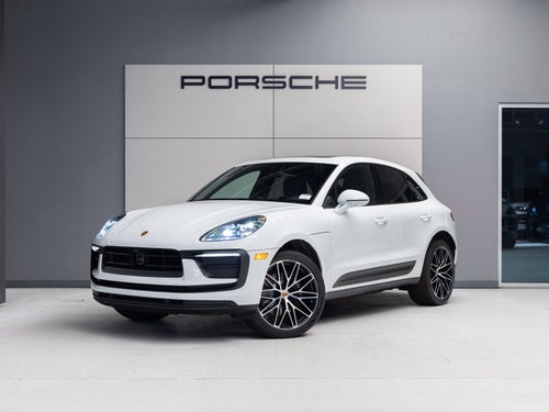 2026 Porsche Macan AWD