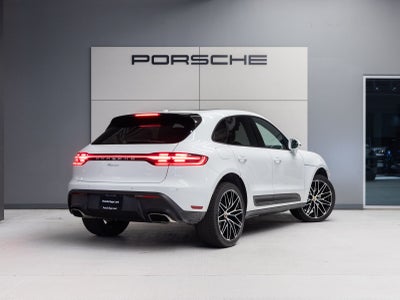2026 Porsche Macan AWD