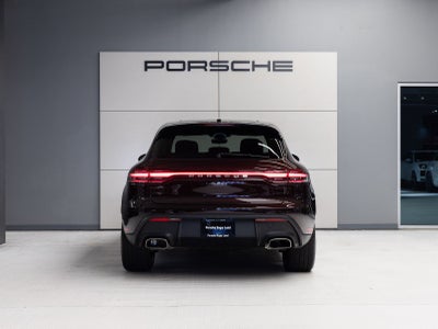 2026 Porsche Macan Macan