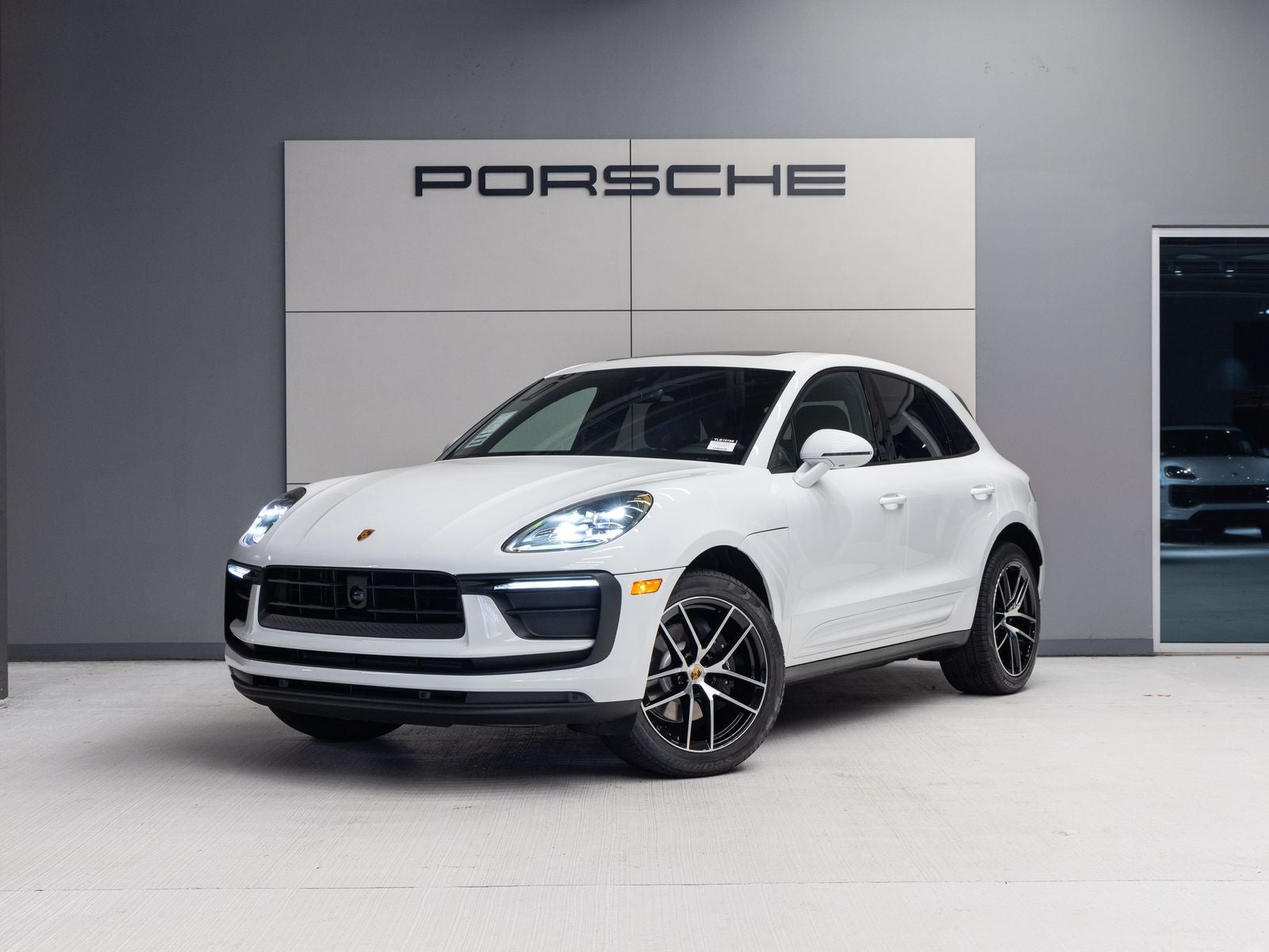2026 Porsche Macan Macan