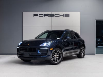 2023 Porsche Macan AWD