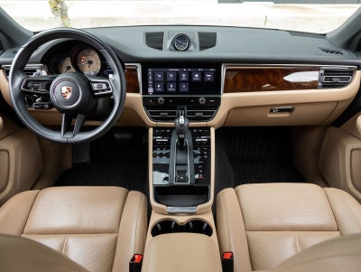 2023 Porsche Macan AWD