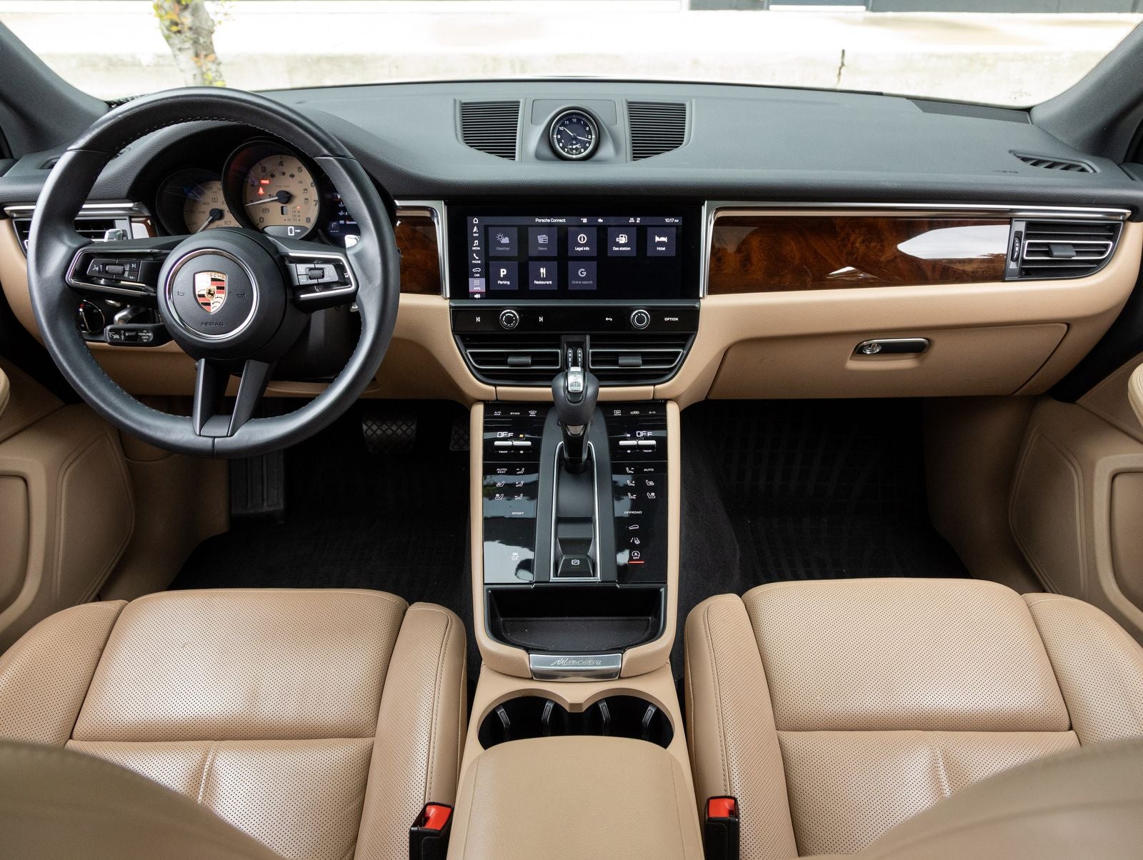 2023 Porsche Macan AWD