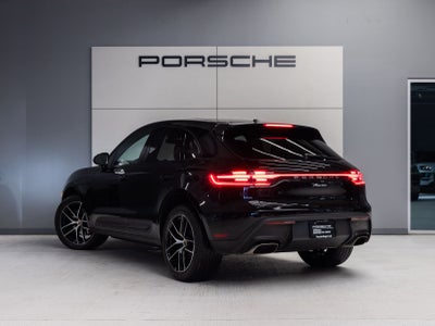 2023 Porsche Macan AWD