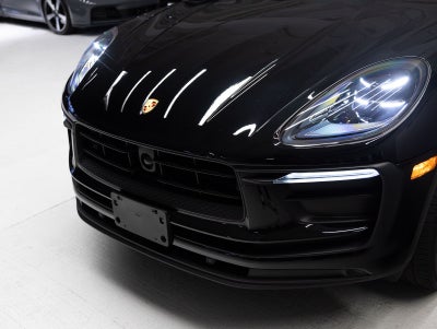 2023 Porsche Macan AWD