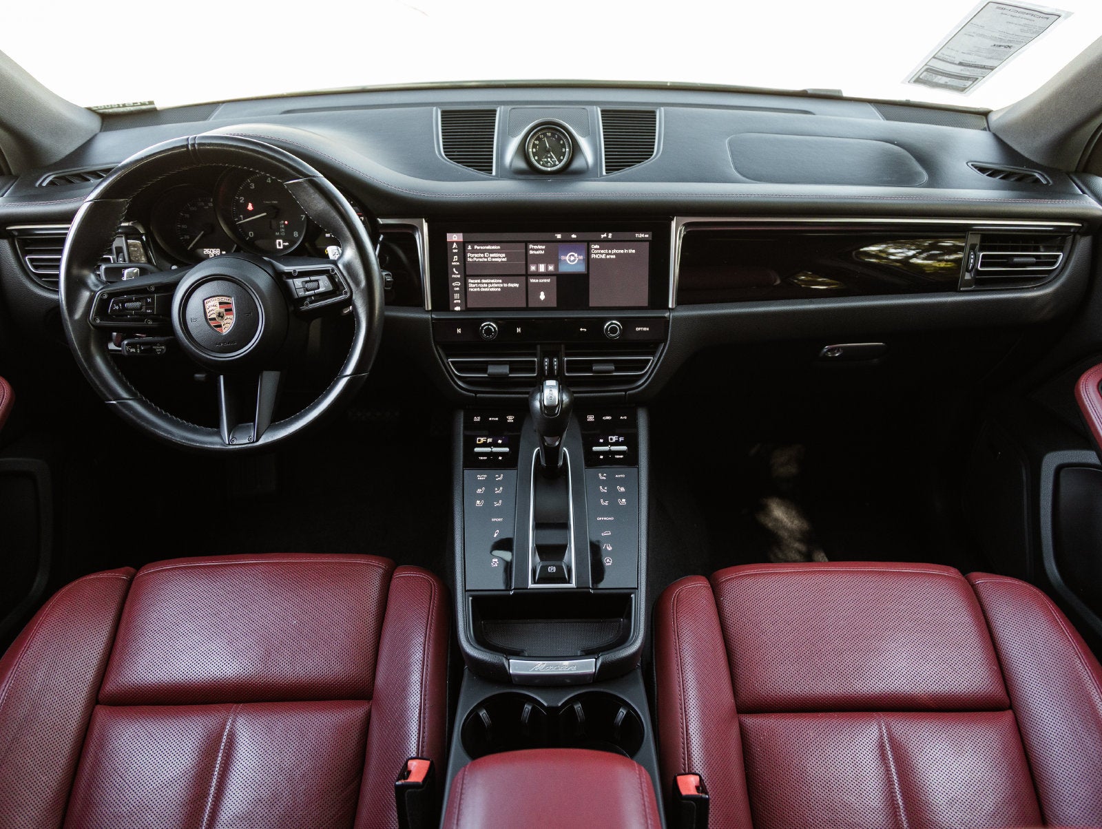 2023 Porsche Macan Macan