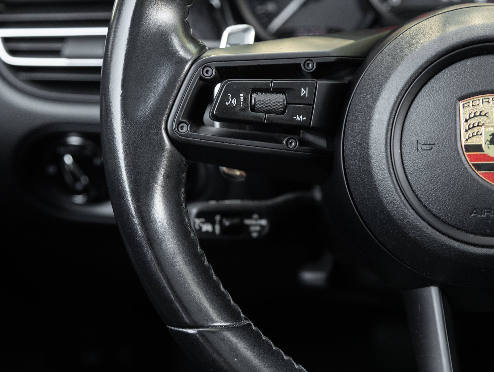 2023 Porsche Macan Macan