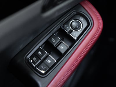 2023 Porsche Macan Macan