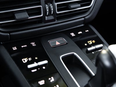 2023 Porsche Macan Macan