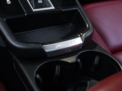 2023 Porsche Macan Macan