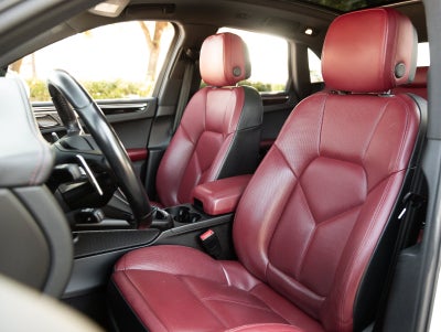 2023 Porsche Macan Macan