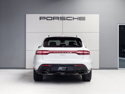 2023 Porsche Macan Macan